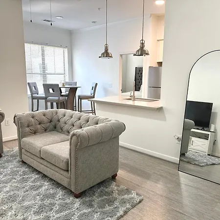 Downtown Dazzle 2 Bedroom